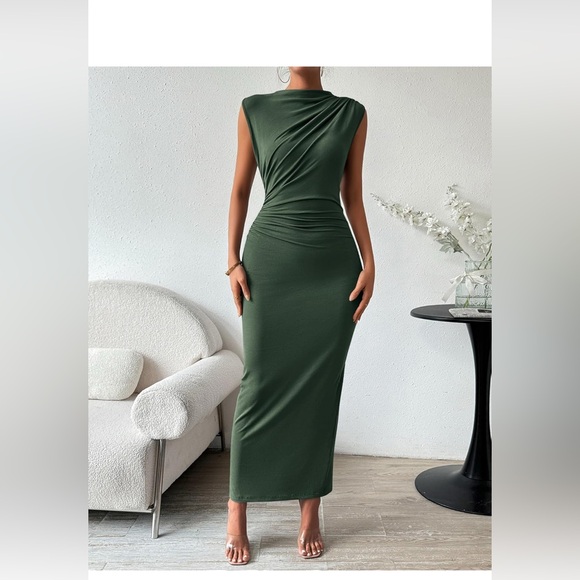 BTFBM Women's Ruched Bodycon Green Cowl Neck Maxi Dress - Picture 3 of 6